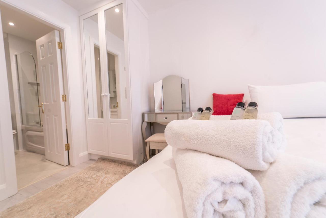 Luxurious Seaside Apartment Galway Exteriér fotografie